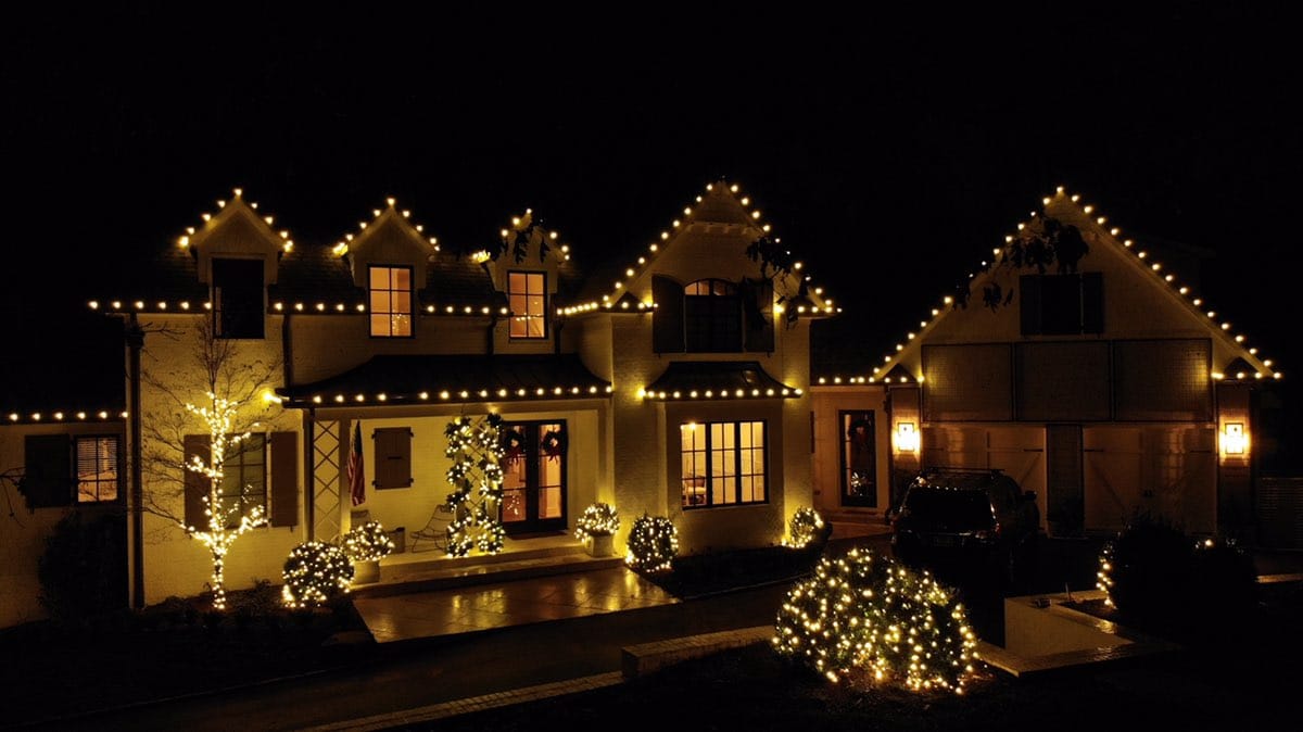 Beautiful Home Christmas Light Design & Installation